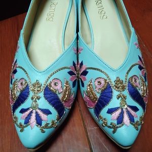 Rungg Shoes Wedding Hand-Embroidered Love Birds with Extra Insoles NWB
